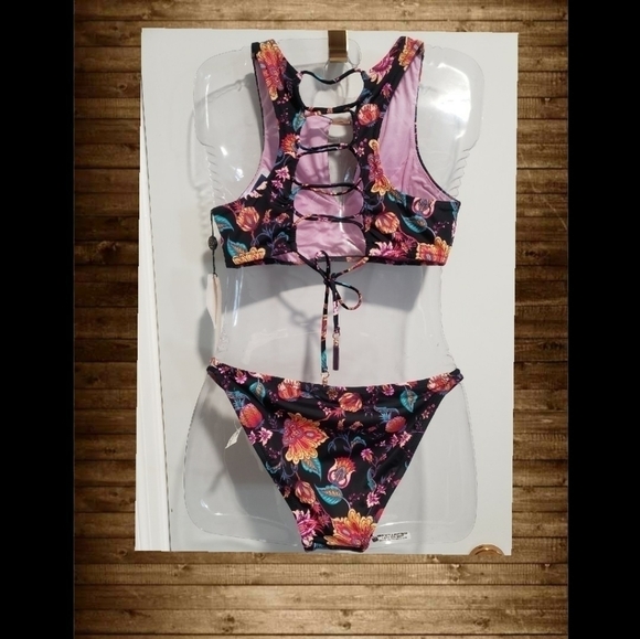 Nanette Lepore Tankini - Picture 4 of 8